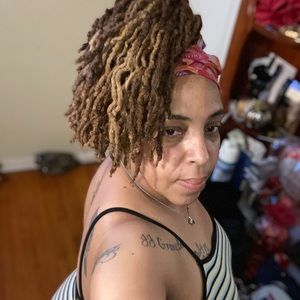 Meet your Posher, Jacqueline